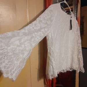 NWT Bell sleeved white lace tunic top